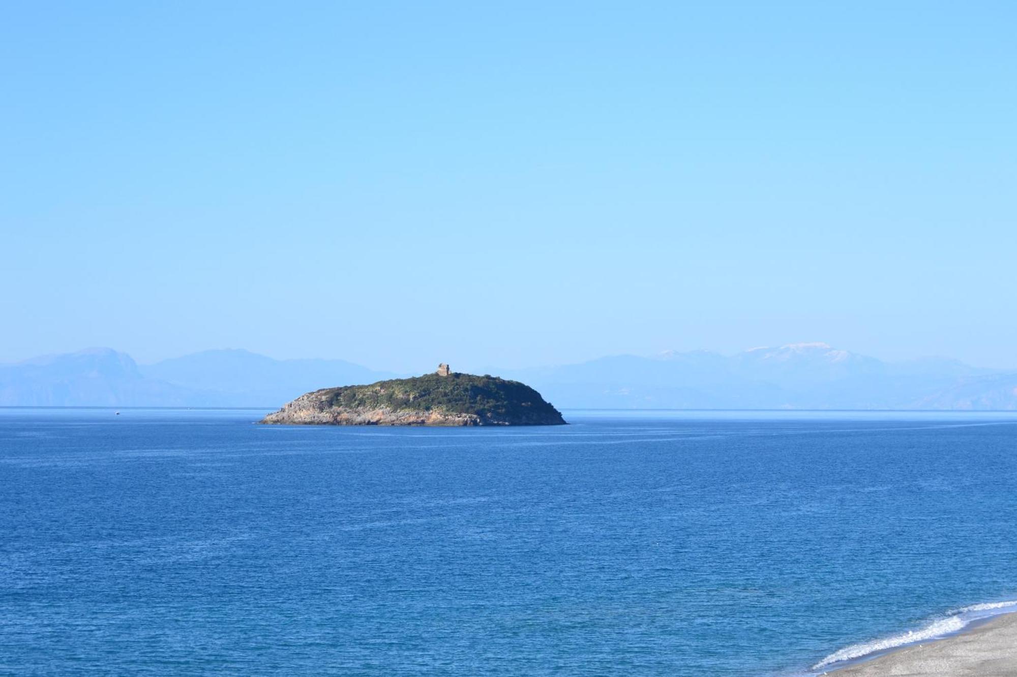 Beach Hotel 디아망테 외부 사진